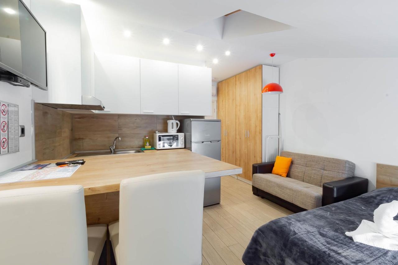 Apartments Pomerio Rijeka East Exterior photo